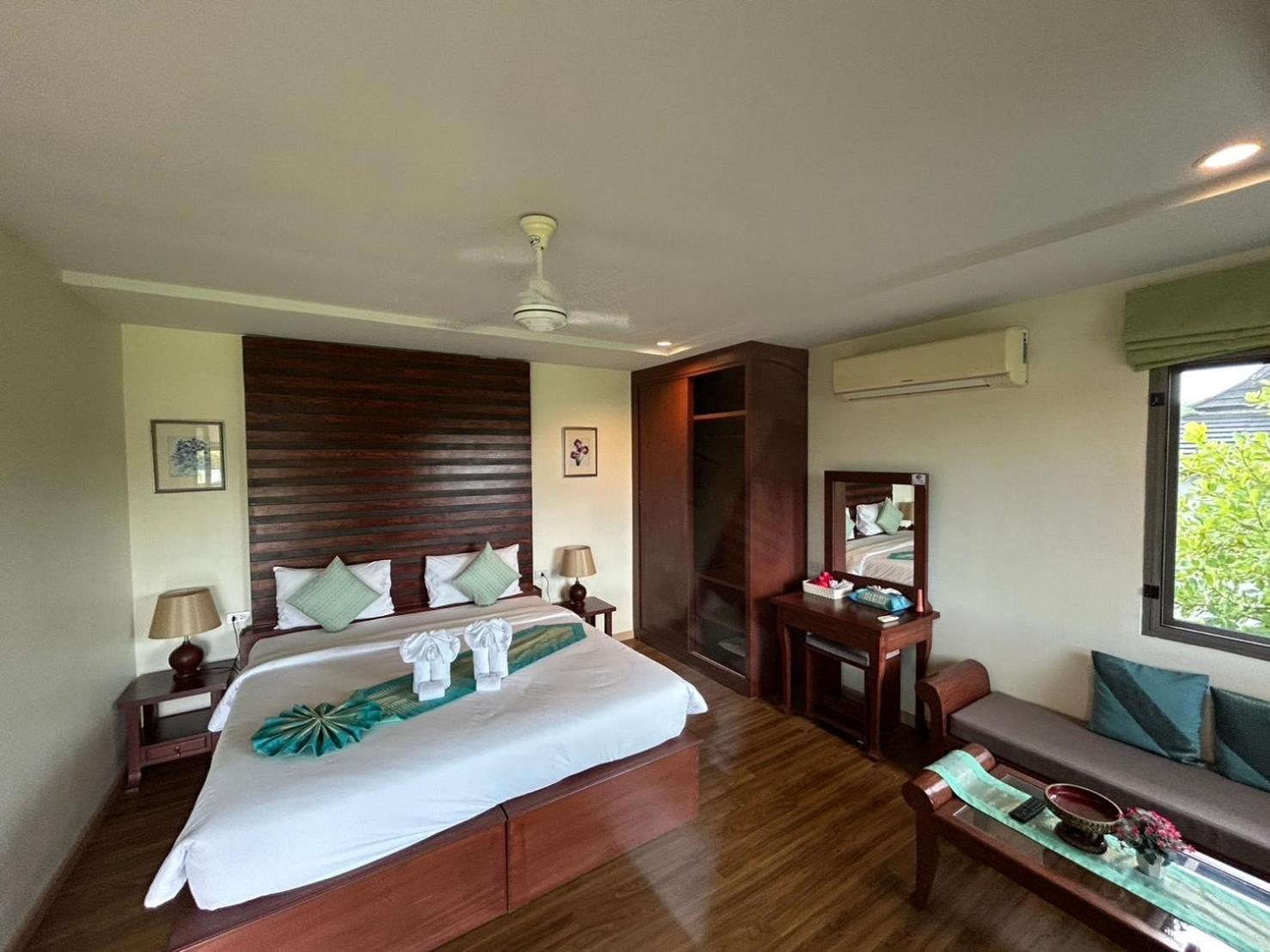 The Hip Resort @ Khao Lak Bang Sak Eksteriør bilde