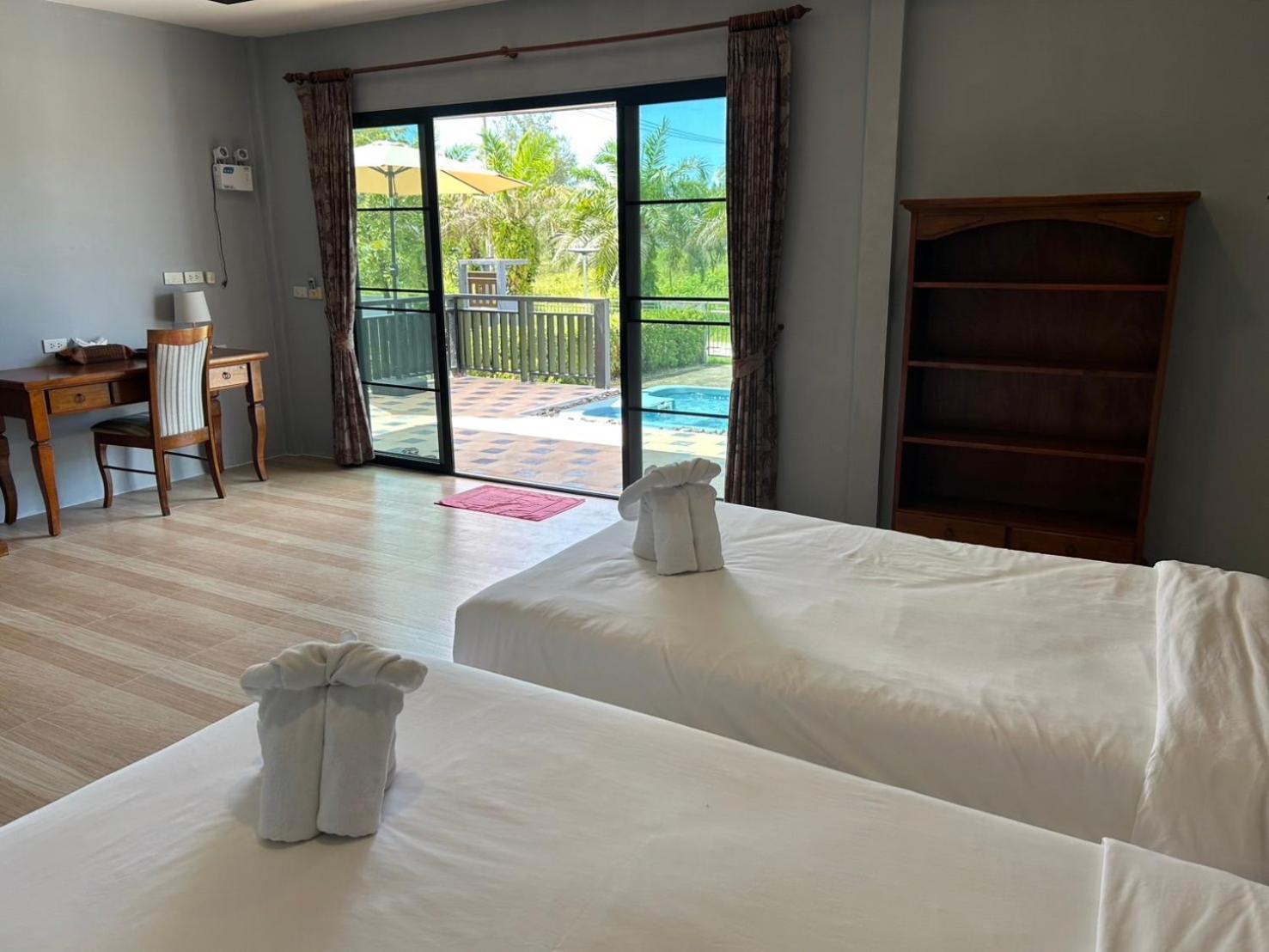 The Hip Resort @ Khao Lak Bang Sak Eksteriør bilde