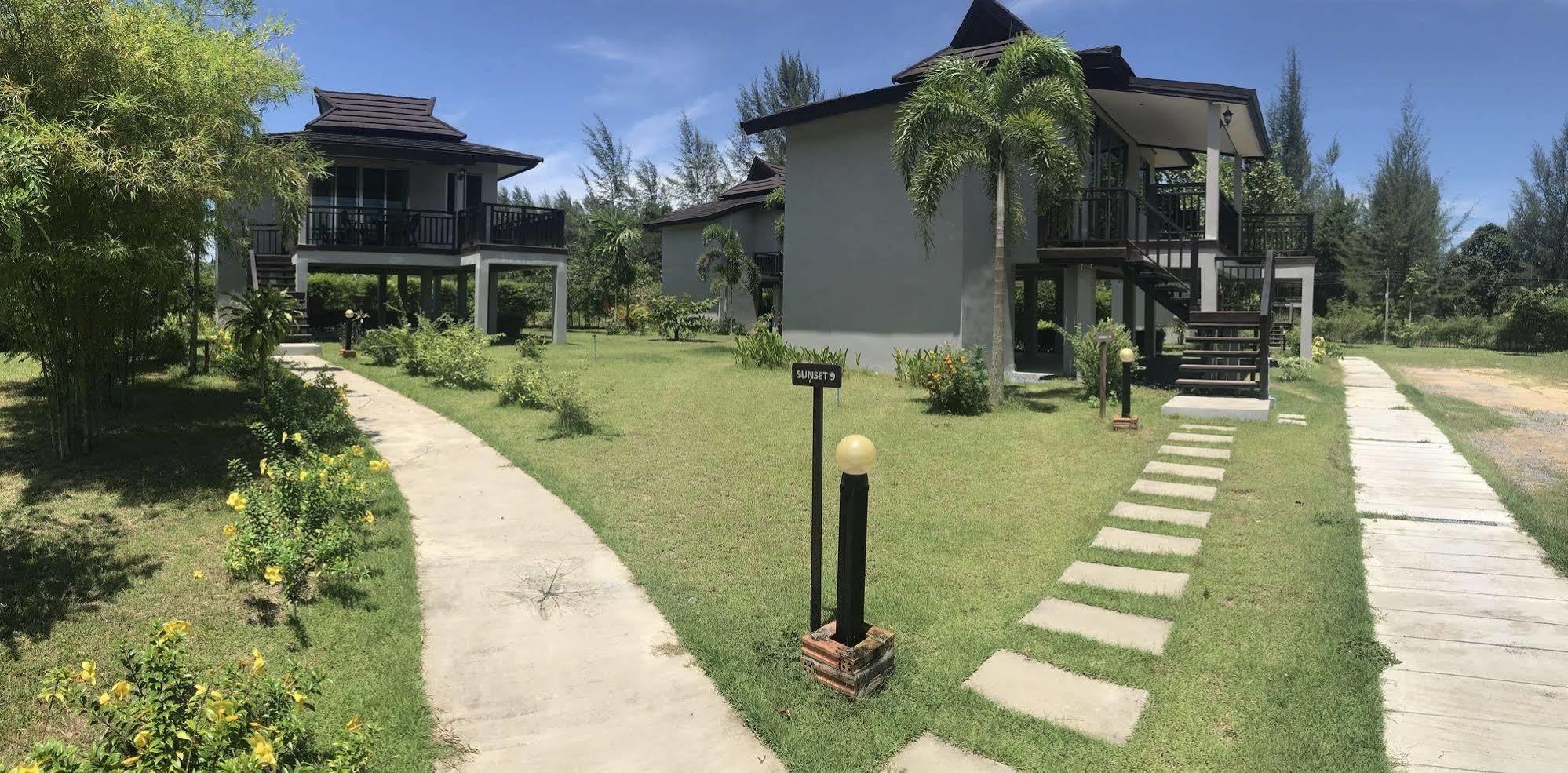 The Hip Resort @ Khao Lak Bang Sak Eksteriør bilde