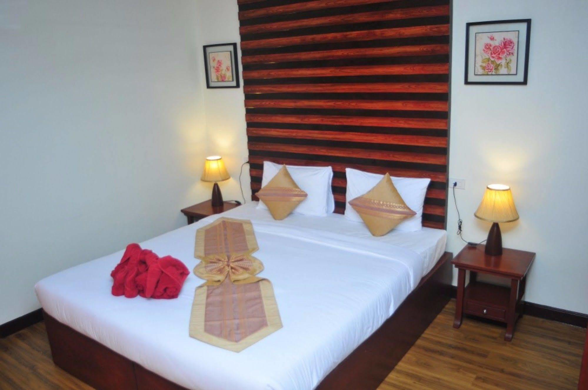 The Hip Resort @ Khao Lak Bang Sak Eksteriør bilde