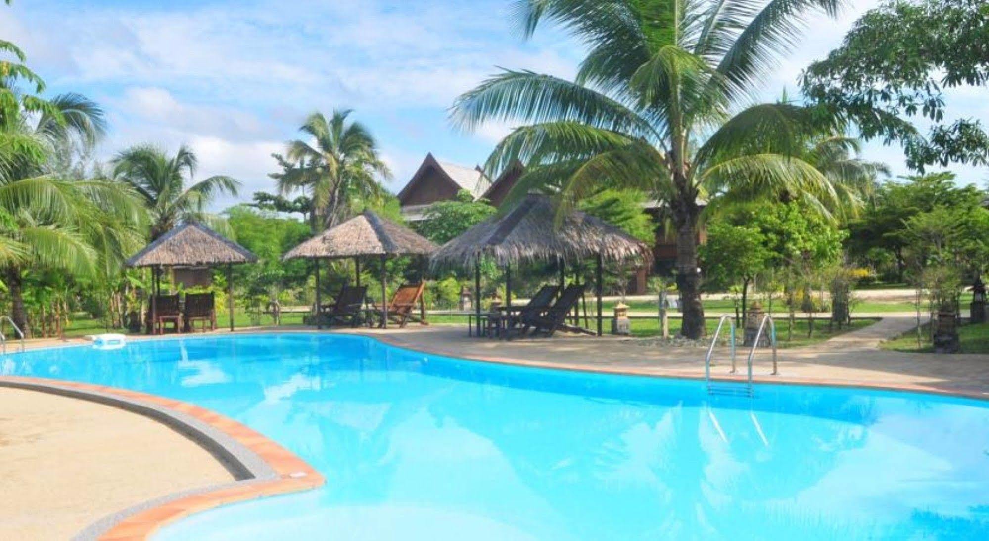 The Hip Resort @ Khao Lak Bang Sak Eksteriør bilde